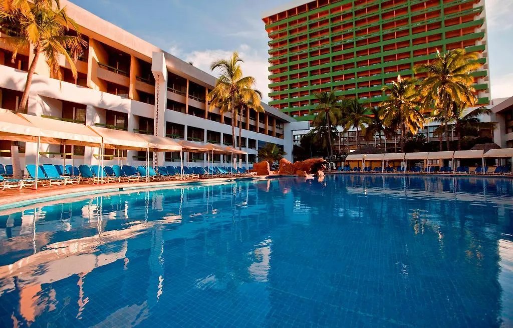 Resort El Cid Castilla Beach Mazatlán